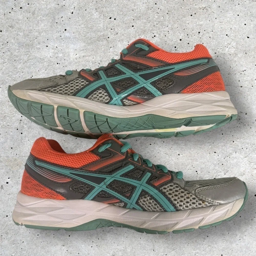 Women’s Asics Gel Contend 3 size 6